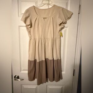 Elegant Cream and Tan Women's Casual Dress